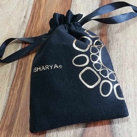 Isharya Abstract Mughal Blue Lapis & Gold Bracelet - Picture 10 of 10